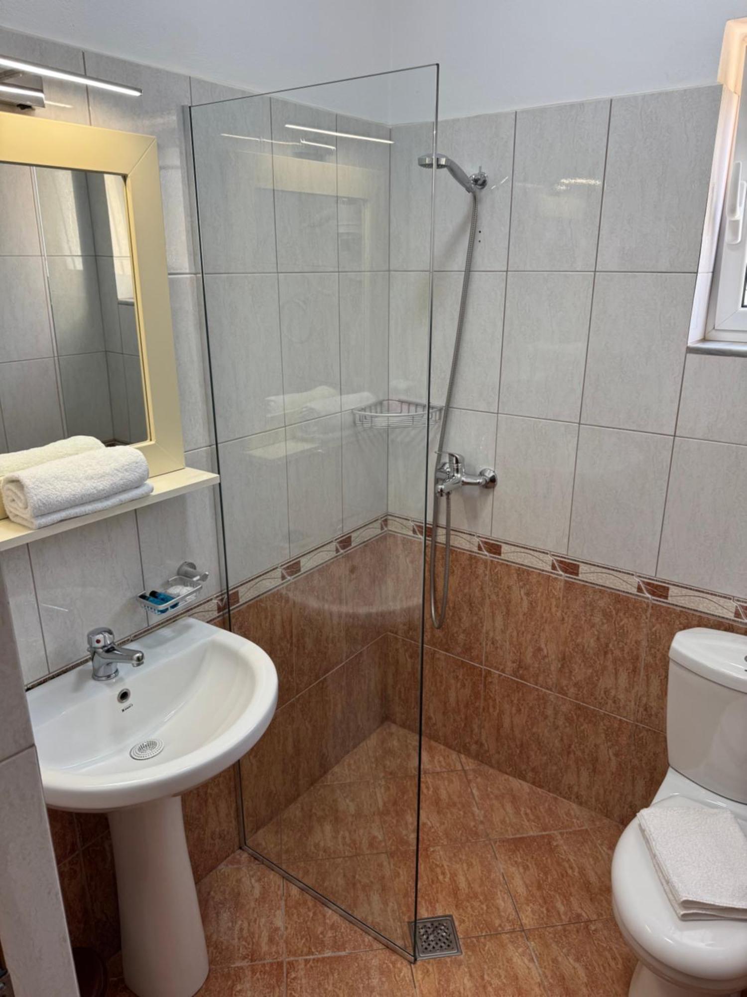 Villa Bushi Ksamil Esterno foto